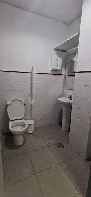 Local comercial en venta en La Banda - Campo de Fútbol en Chiclana de la Frontera