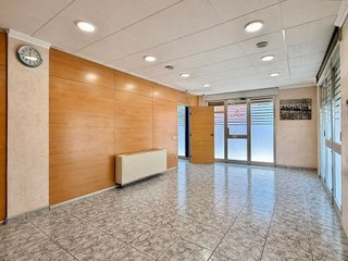 Local comercial en venta en L'Hostal - Lledoner en Granollers