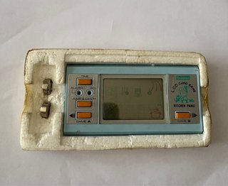 Gakken Kitchen Panic LCD Card Game
