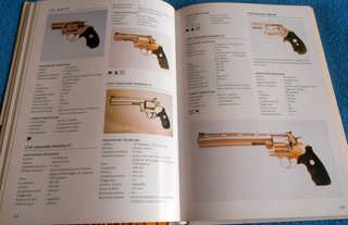 Enciclopedia delle pistole e delle rivoltelle