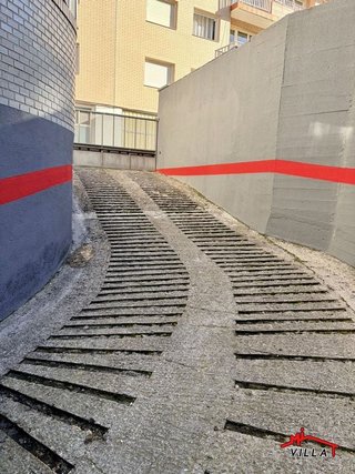 Garaje en venta en Centro en Laredo