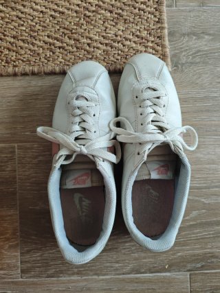 Zapatillas Nike Cortez Blancas y Rosas