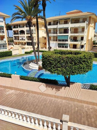 Casa adosada en venta en Torrelamata - La Mata en Torrevieja