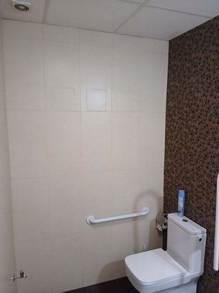 Local comercial en venta en Zona Norte en Estepona