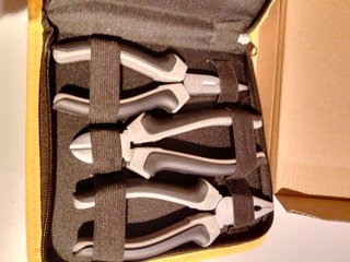 Estuche de Alicates Electricista