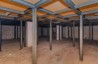 Local comercial en venta en Plaza de Toros - Santa Rita en Almería