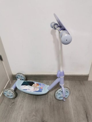 Patinete infantil Frozen 3 ruedas