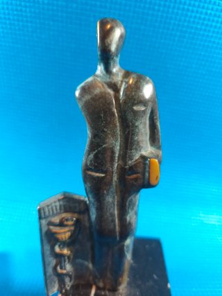 Figuras Farmacéutico Bronce y Mármol