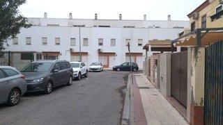 Casa adosada en venta en Coria del Río