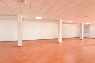 Local comercial en venta en Riba-roja de Túria