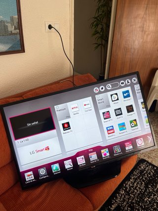 Televisor LG Smart TV Negro
