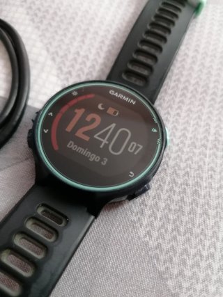 Garmin Forerunner 735XT