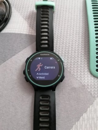 Garmin Forerunner 735XT
