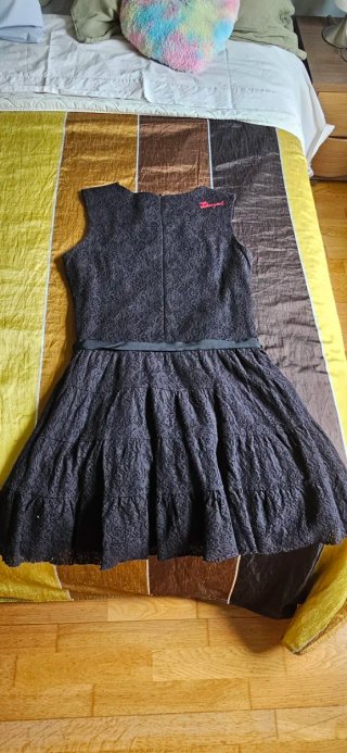 Vestido Desigual Negro con Flores