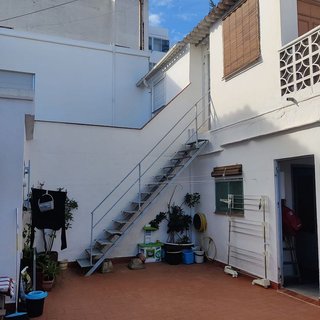 Casa adosada en alquiler en Centro en Chiva