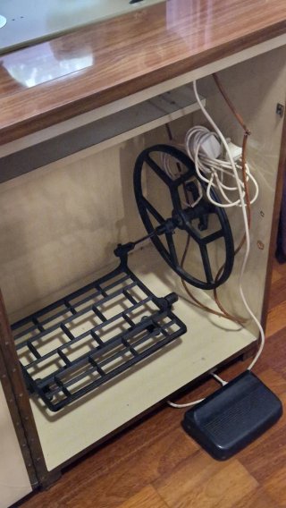 Máquina de coser Alfa 482 con motor
