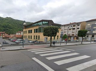 Local comercial en venta en Laviana