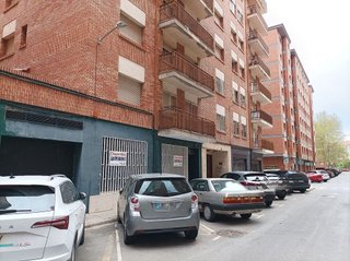 Local comercial en venta en Ensanche en Teruel