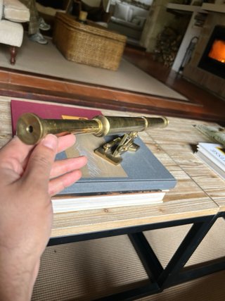 Catalejo de bronce antiguo
