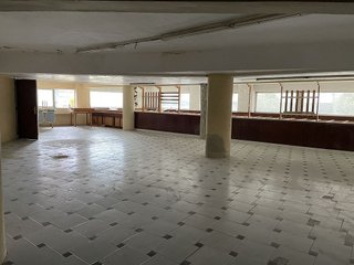 Local comercial en venta en Laviada en Gijón
