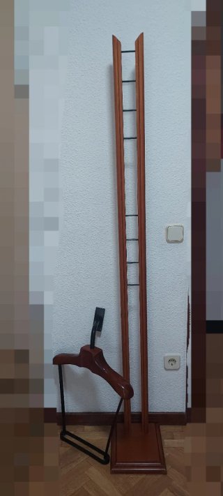 Galán de noche madera y metal