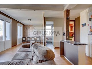 Piso en venta en Gros en San Sebastián-Donostia