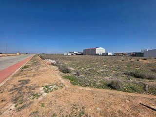 Terreno en venta en Santa Cruz - Industria - Polígono Campollano en Albacete