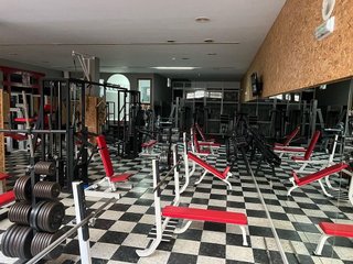Local comercial en venta en Universidad en Ourense