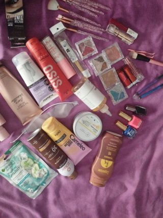 Lote de maquillaje variado