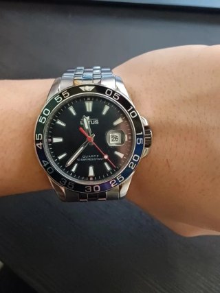 Reloj Lotus Azul y Plateado