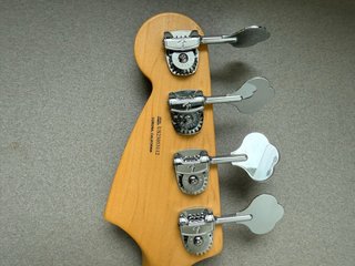 Fender Mustang Bass American Performer