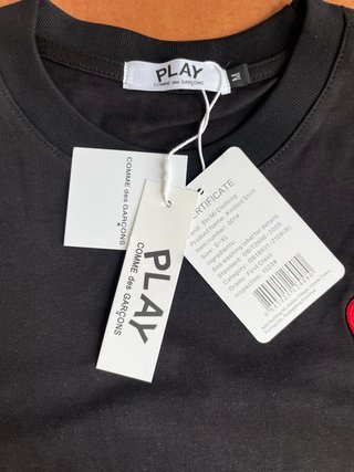 Camiseta Comme des Garçons PLAY Negra