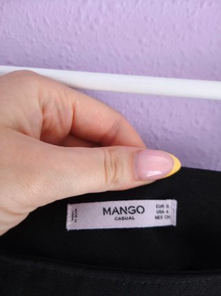 Peto negro Mango Talla S