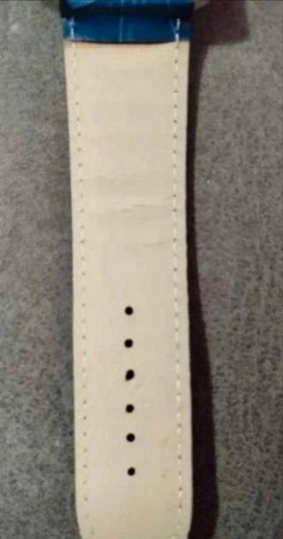 Orologio da uomo con design senza tempo