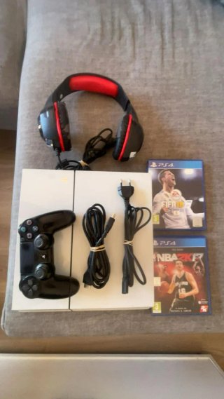 Consola PlayStation 4 Blanca
