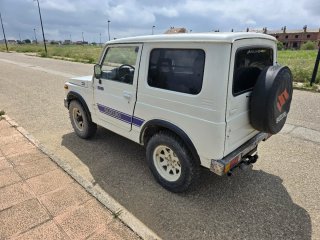 Suzuki Samurai 1990