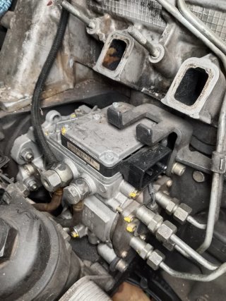 Bomba inyectora 320d 136cv reparada
