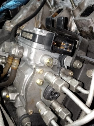 Bomba inyectora 320d 136cv reparada