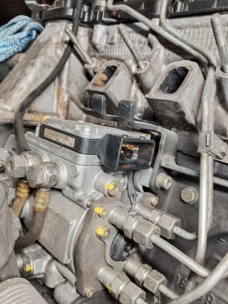 Bomba inyectora 320d 136cv reparada