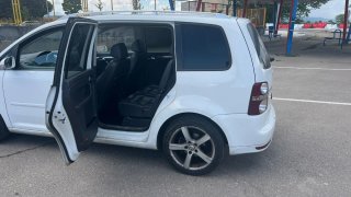 Volkswagen Touran 2009