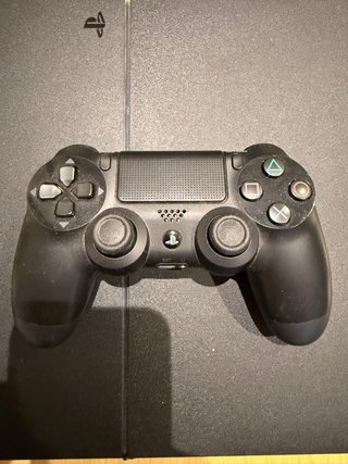 PS4 (PlayStation 4) Negra
