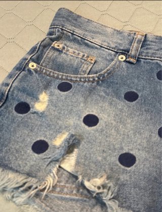 Shorts vaqueros con topos