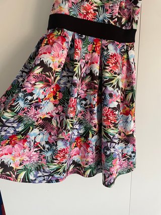 Vestido flores S precioso
