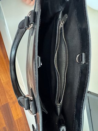 Borsa Louis Vuitton in pelle nera
