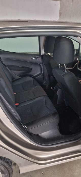 Peugeot 308 2012