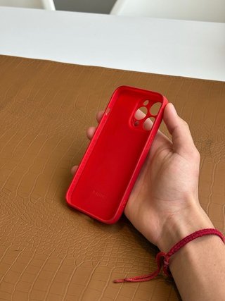 Funda iPhone 13 Pro Roja