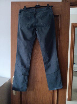 Pantalones Guess mujer talla 28 gris oscuro