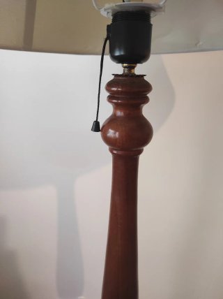 Lámpara de pie madera clásica pantalla beige