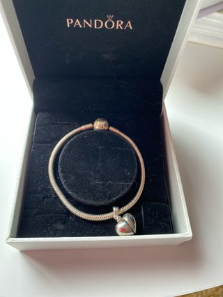 Pulsera Pandora Plata con charm de corazón