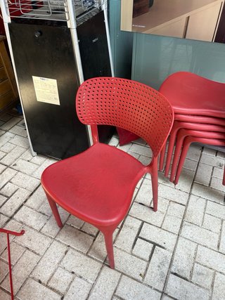 Sillas Rojas Apilables de Plástico
